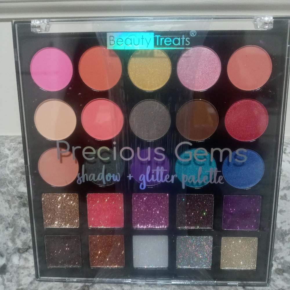 Beauty Treats Precious Gems Shadow & Glitter Palet